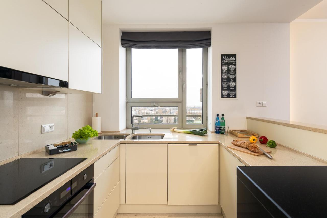 Apartment Slominskiego 5 II With Balcony By Noclegi Renters Varsovie Extérieur photo